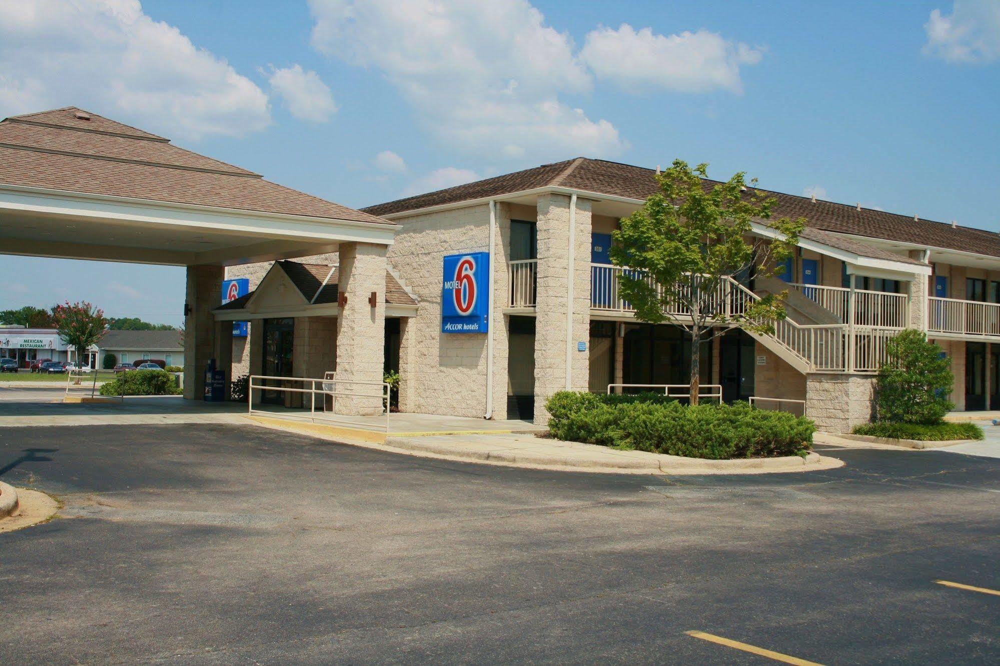Red Roof Inn Gadsden Exteriör bild